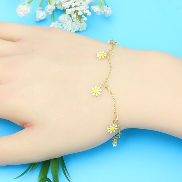 Chic & Stylish Bracelet – A Thoughtful Gift for Women and Girls, DYC1008 - Picture 9 of 9